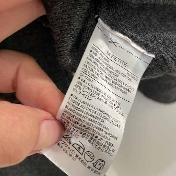 Banana Republic sweater with lace M petit - Picture 9 of 9